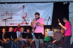 2009-11-27 Full Bazar Small Band